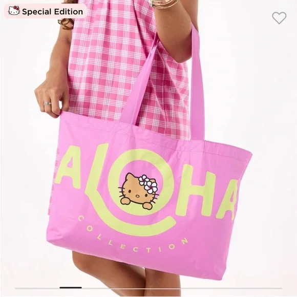 ALOHA COLLECTION SPECIAL EDITION Hello Kitty Holo Holo Tote - Picture 5 of 11